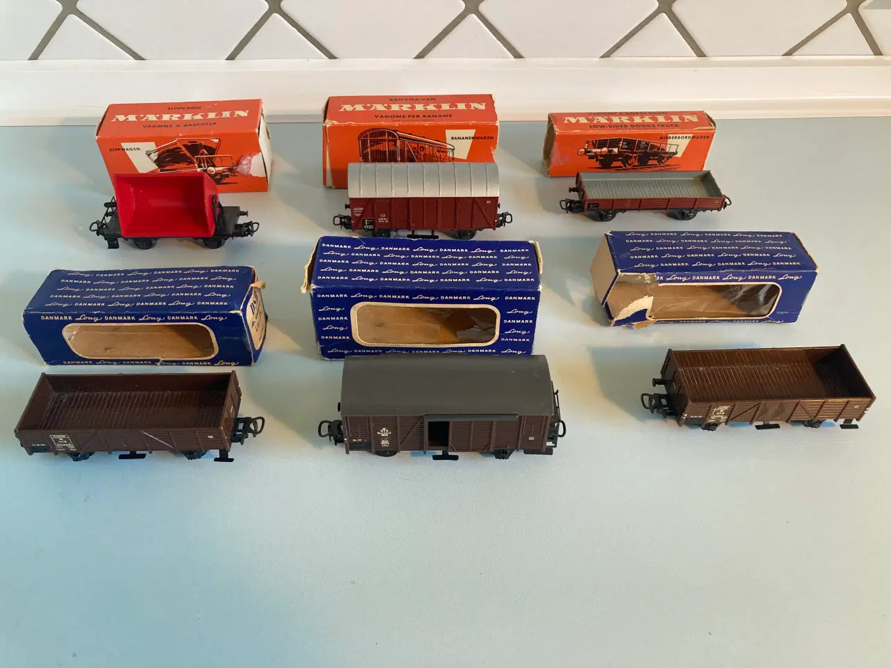 Billede 3 - Märklin Modeltog 2 lokomotiver, vogne, skinner mm