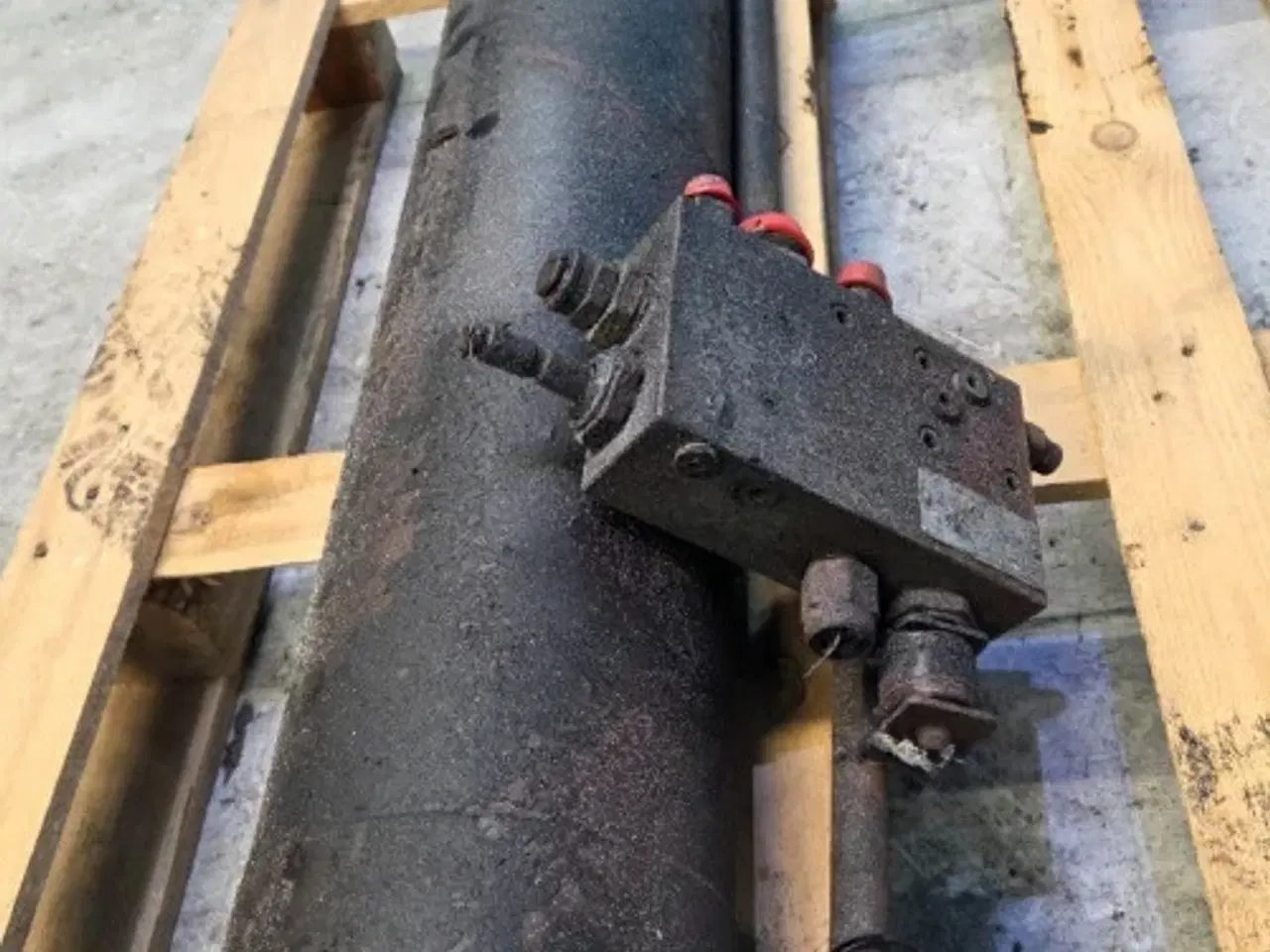 Billede 7 - Manitou 735-120   Hydraulikcylinder  288079