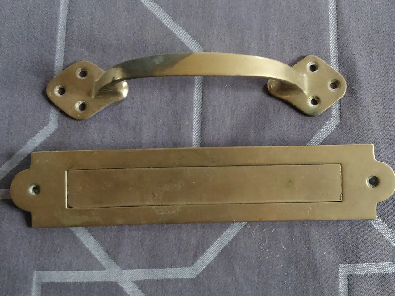 Billede 1 - Brevspræk og Dørhåndtag