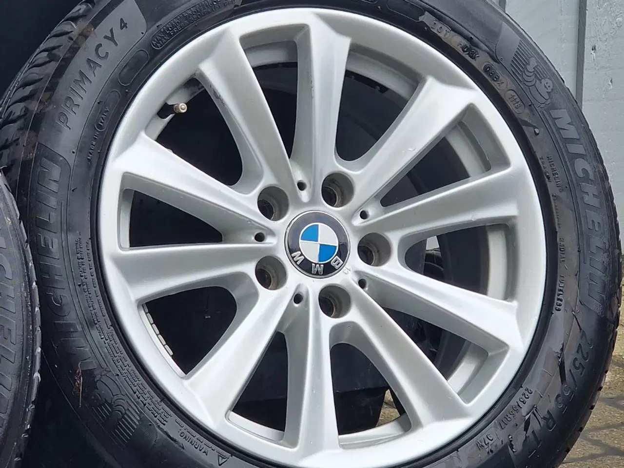 Billede 1 - Bmw original fælge 5*120 u/punkteret dæk