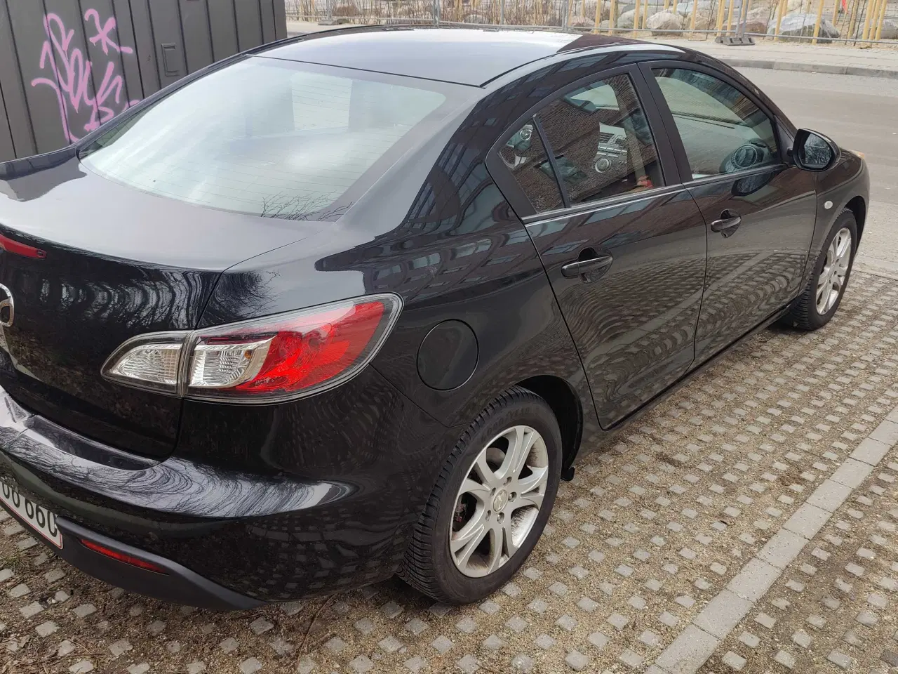 Billede 5 - En velholdt Mazda 3