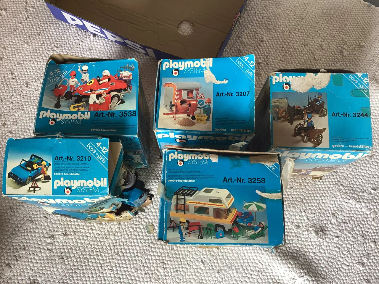 Billede 4 - Playmobil, Retro Sælges: Playmobil-sæt.