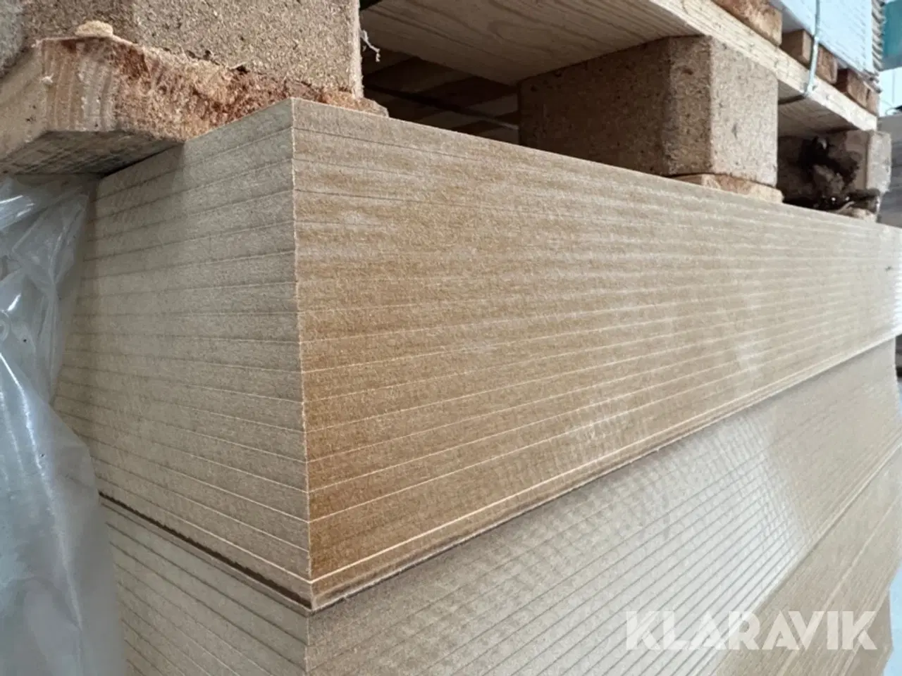 Billede 2 - MDF Plader 2 paller i alt