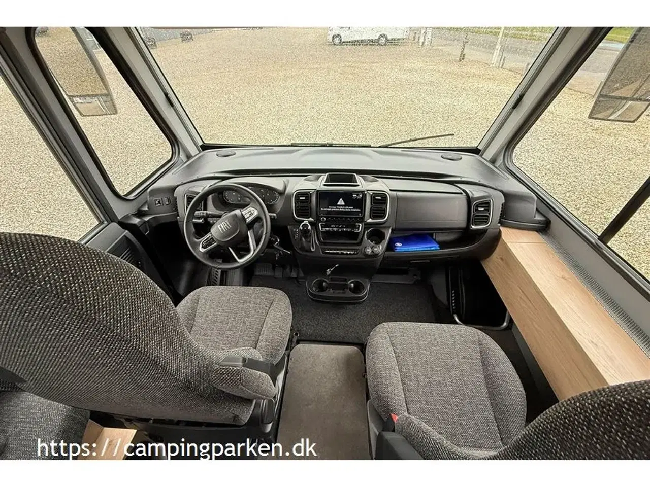 Billede 3 - 2026 - Dethleffs XL Family   En luksus vinteroptimeret feriebolig til 5 personer, 180 hk