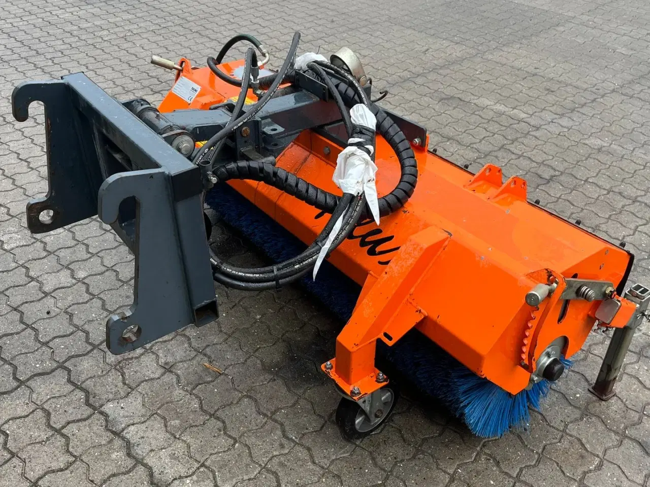 Billede 5 - Tuchel Plus P1 150 H 560 150cm hydraulisk kost med sving