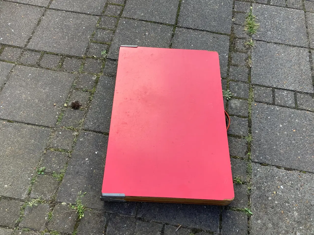 Billede 3 - Camping bord med 4 klapstole
