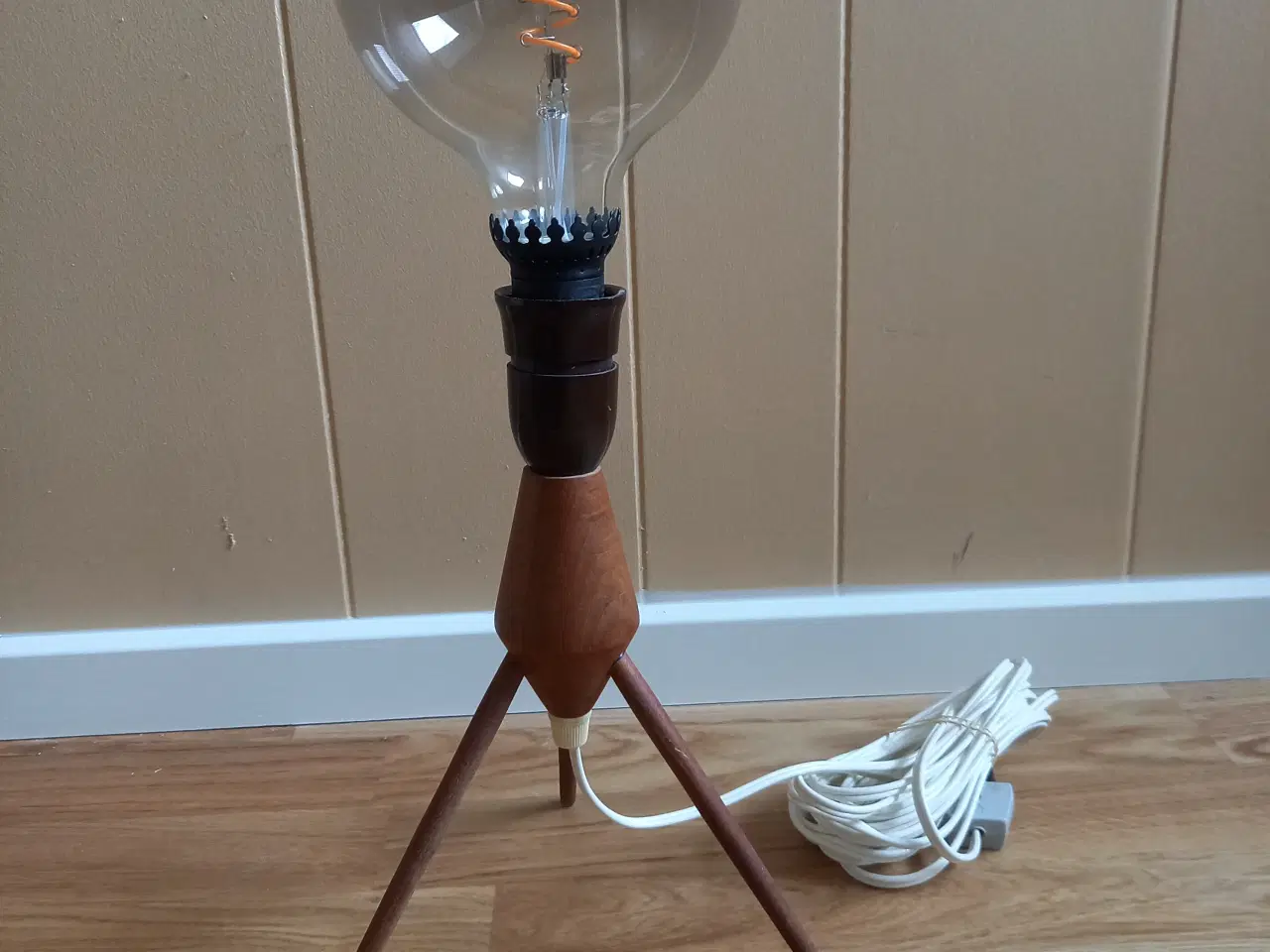 Billede 1 - Bordlampe Teak Mid century