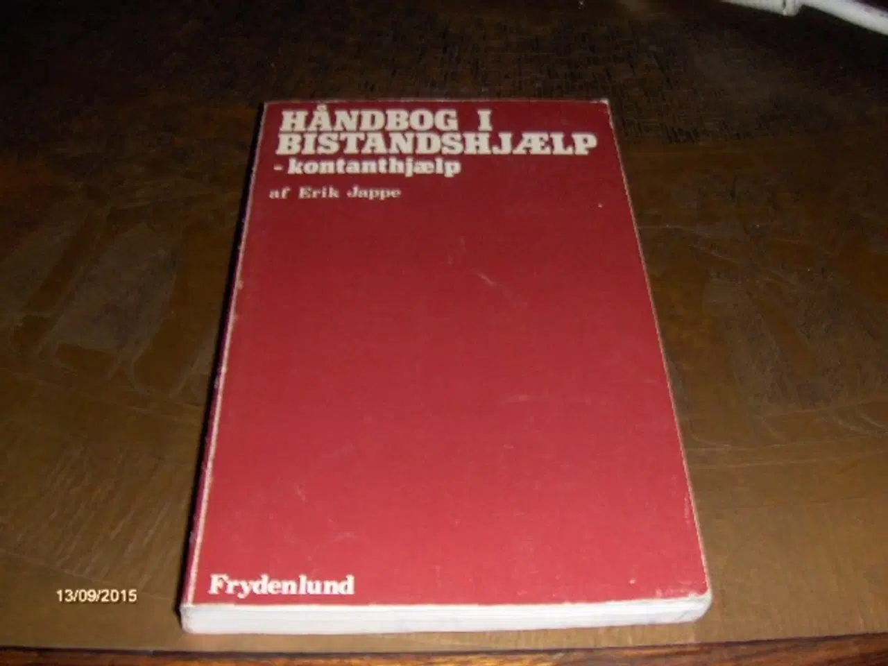 Billede 1 - BOG: ERIK JAPPE - HÅNDBOG I BISTANDSHJÆLP - 1986