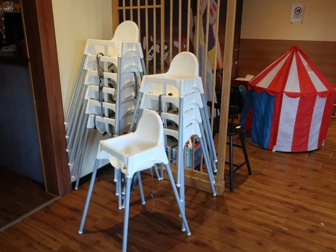 Billede 1 - 10 høje barnestole IKEA