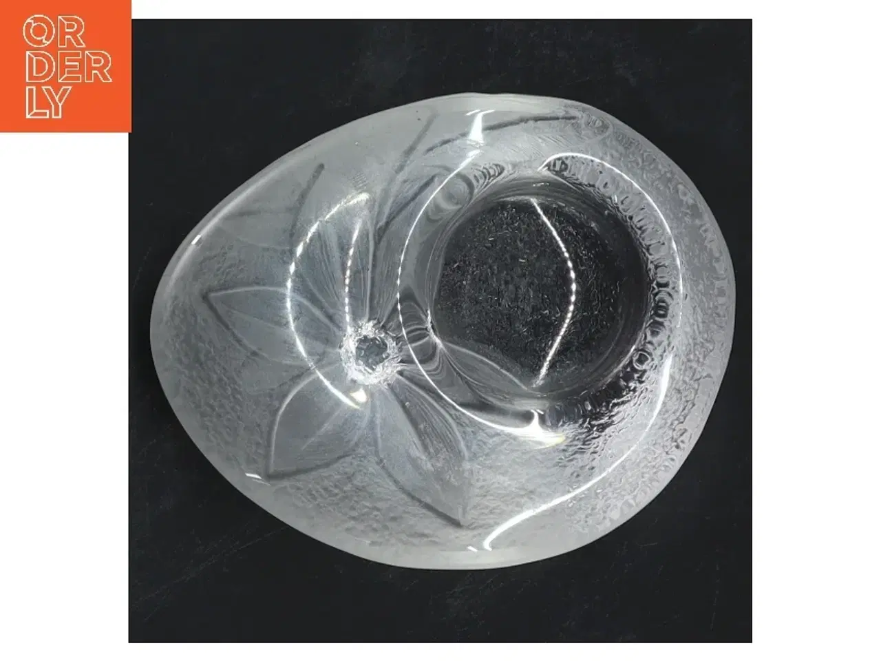 Billede 3 - Mats Jonasson candle lantern made of crystal Glas lysestage med blomstermotiv (str. 12x10 cm)