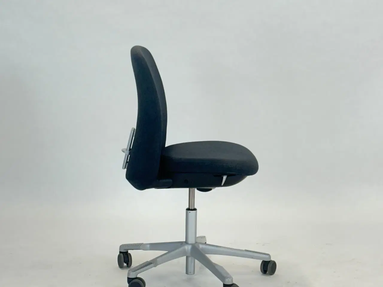 Billede 6 - HÅG Sofi 7230 - 150mm (Mørkegrå)