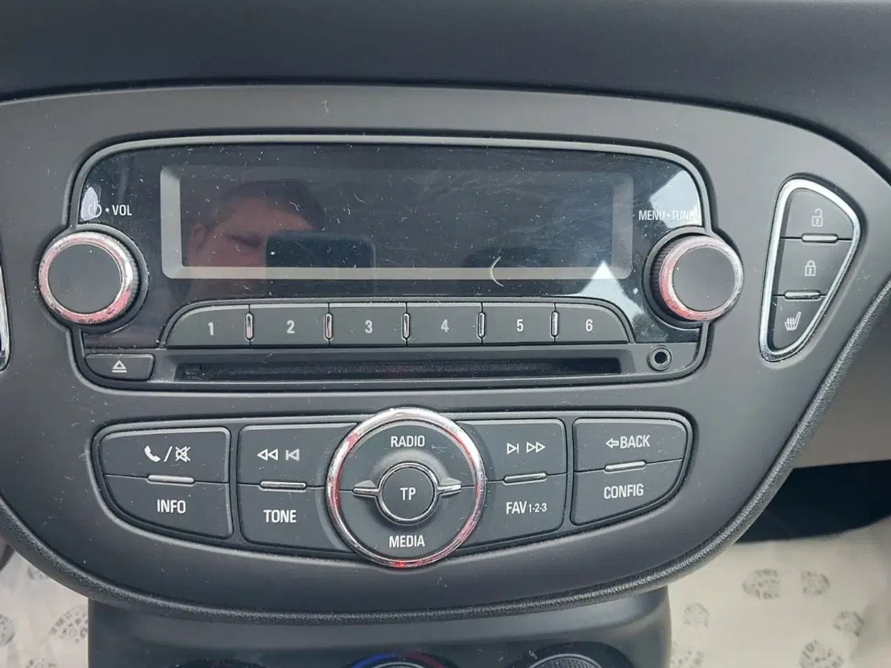 Billede 9 - Opel Corsa 1,0 T 90 Cosmo