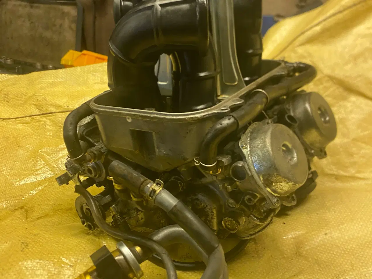 Billede 2 - Honda ST 1100 1990 karburator