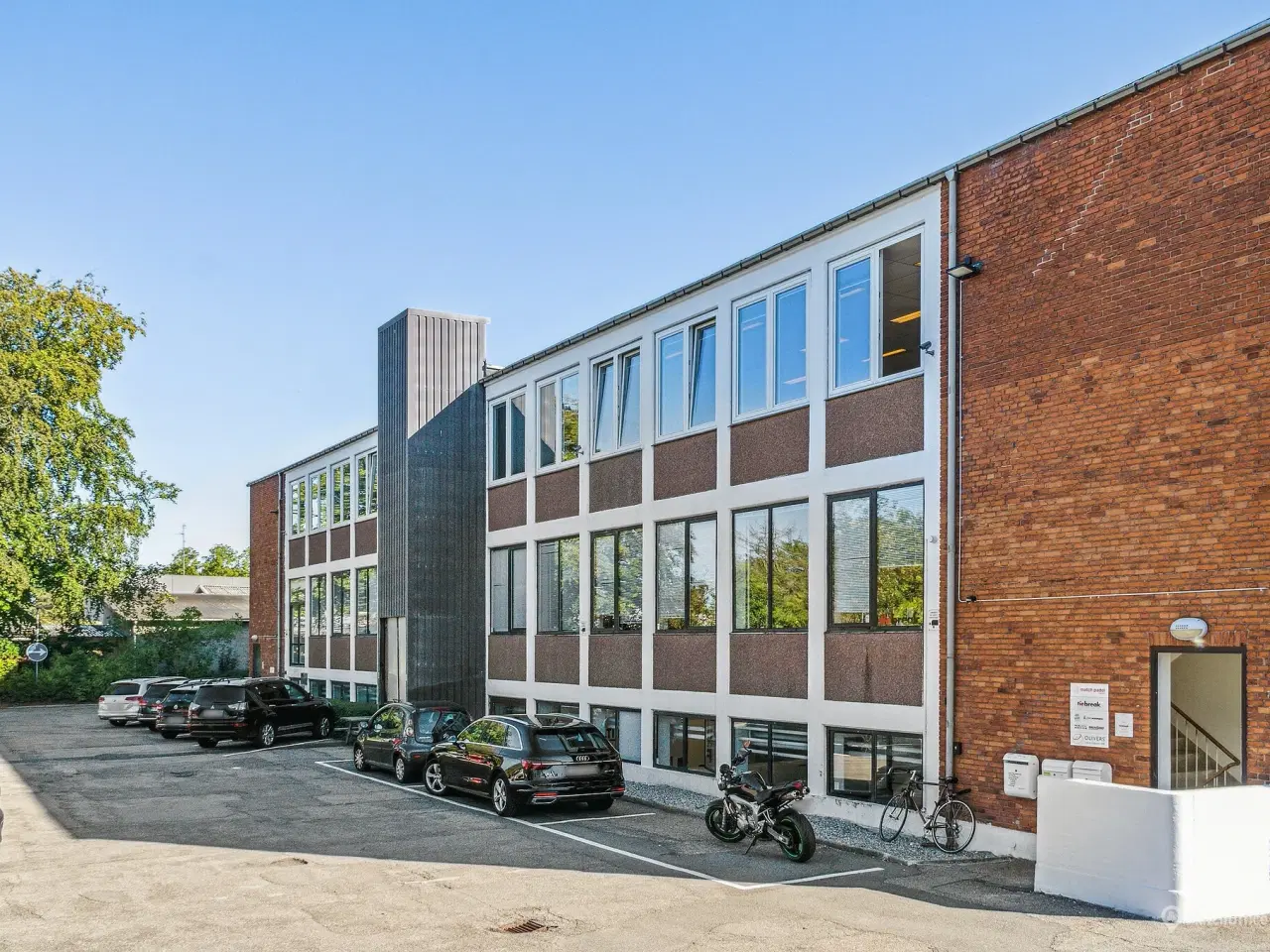 Billede 10 - Nyistandsat og velbeliggende kontor lejemål med let tilgang fra motorvejsnettet.