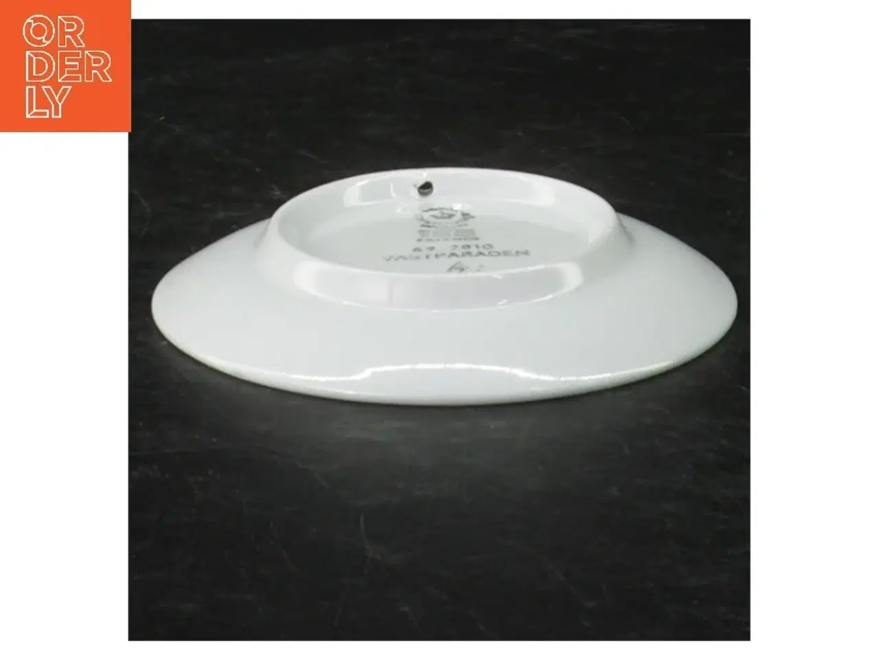 Billede 2 - Blå og hvid porcelænstallerken med motiv fra Royal Copenhagen (str. Ø 8 cm)