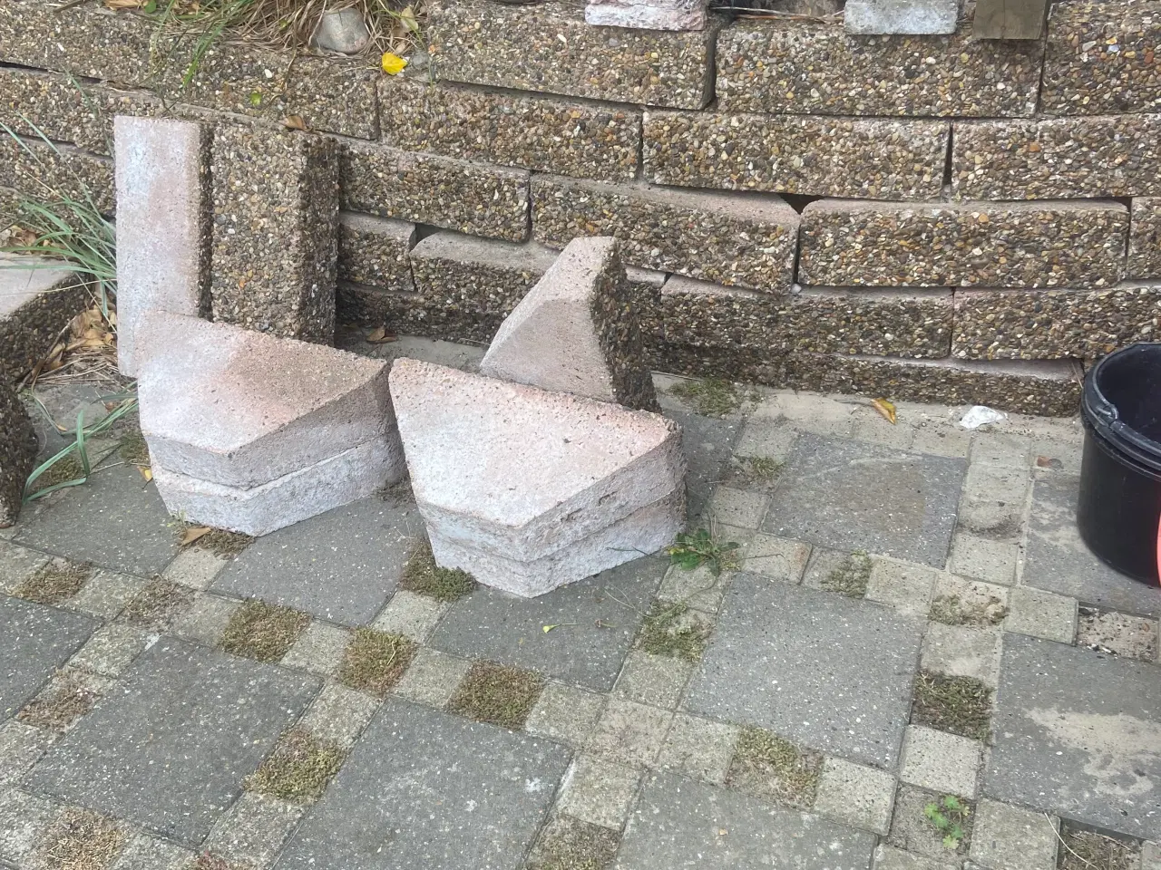 Billede 1 - Sten til plantestens mur