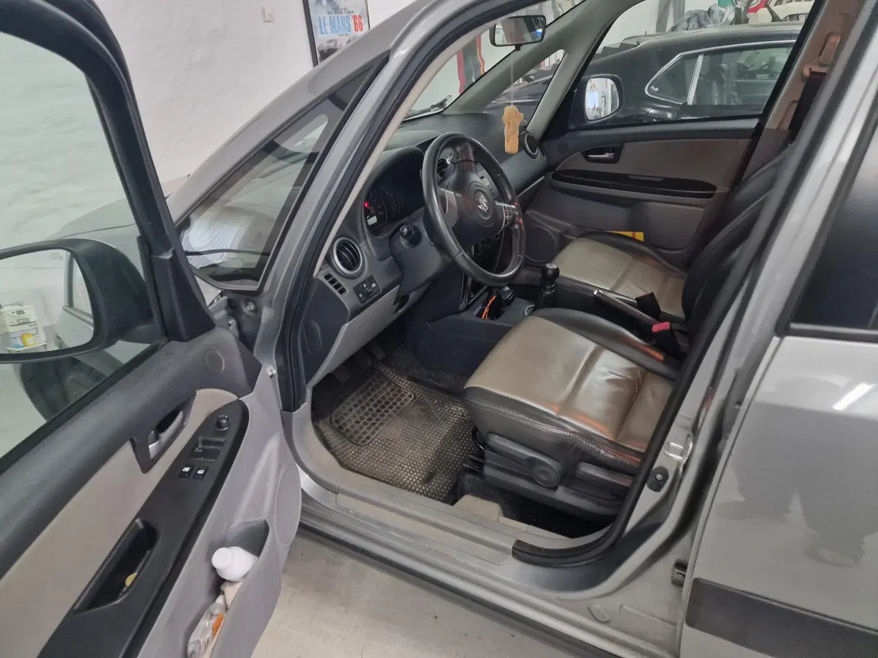 Billede 10 - Suzuki SX4 Hatchback fra 2006 med kun 152500 km 