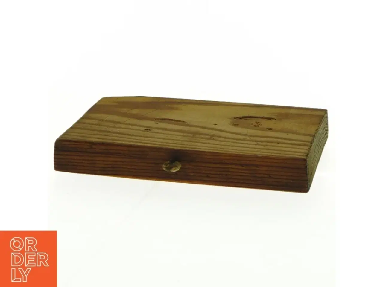 Billede 3 - Snit i træ af Landskabsmotiv med hytte (str. 15 x 10 cm)
