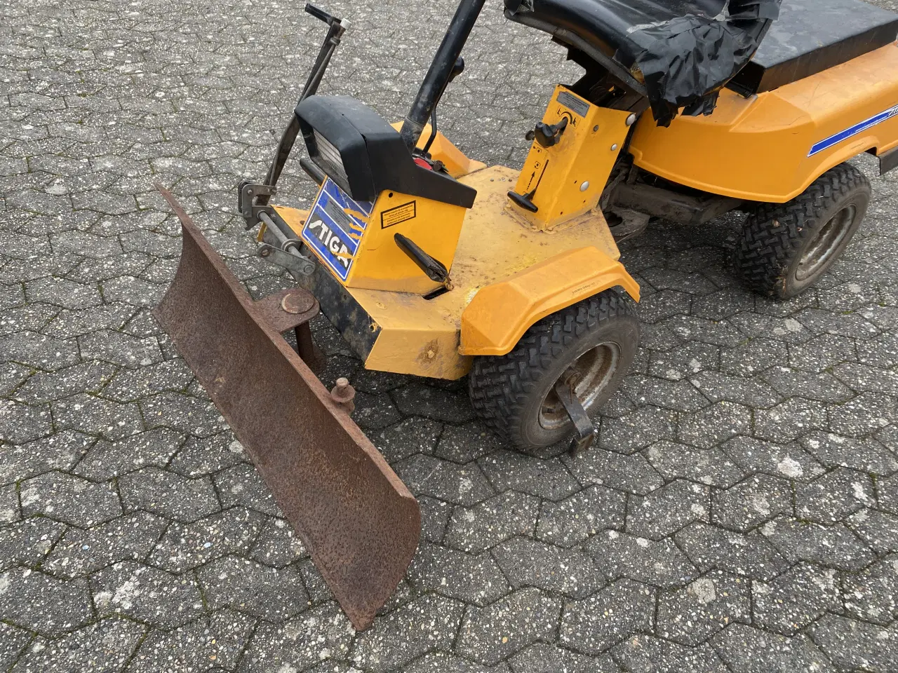 Billede 1 - Defekt / redskabsbære projekt 