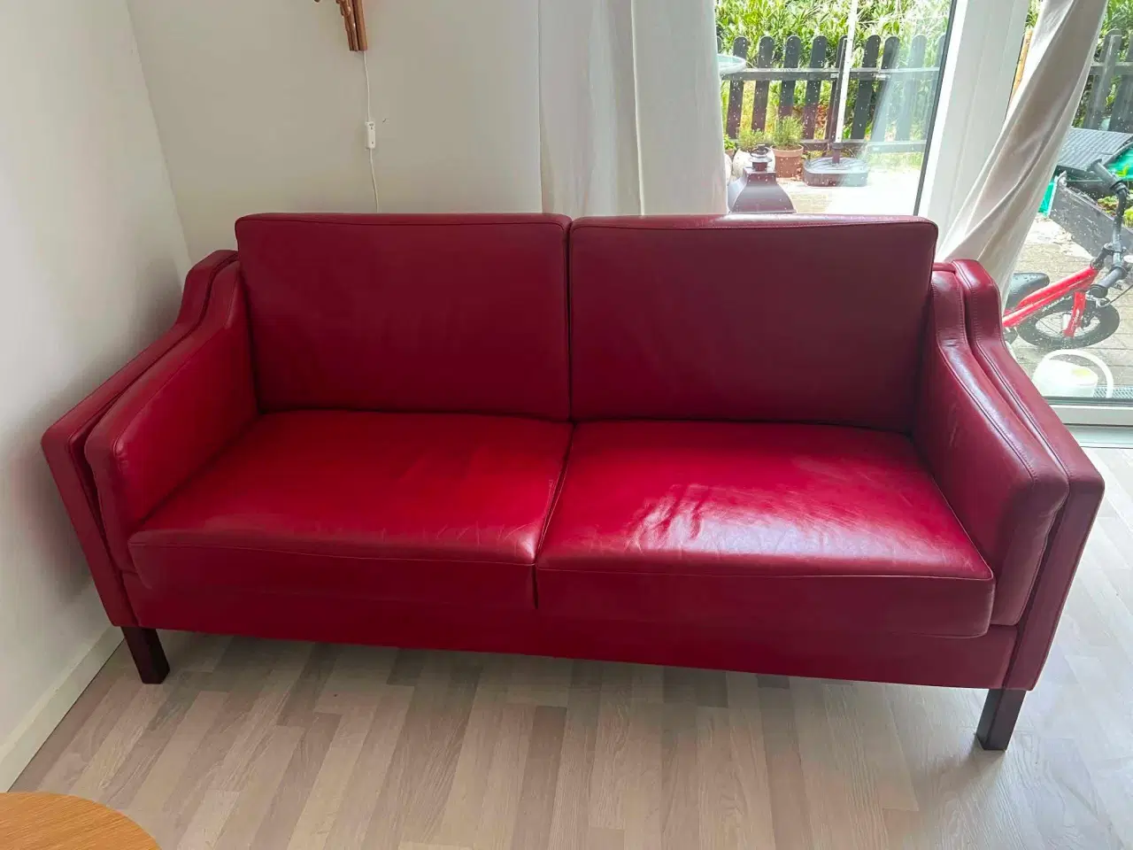 Billede 5 - Velholdt rød lædersofa + lænestol i ægte læder