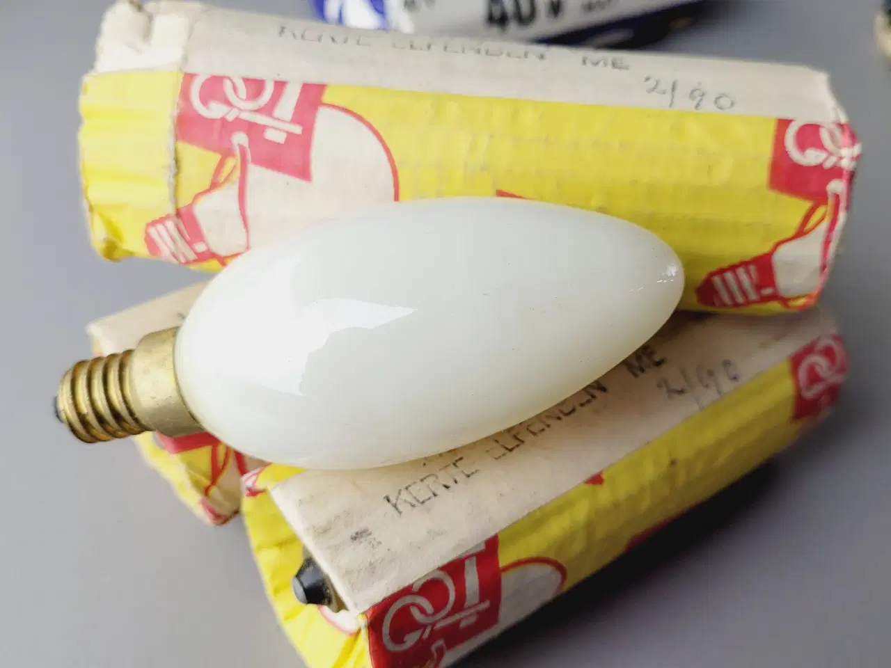 Billede 2 - ⭐️: 3 stk Sjældne Vintage Elfenbens-kertepærer