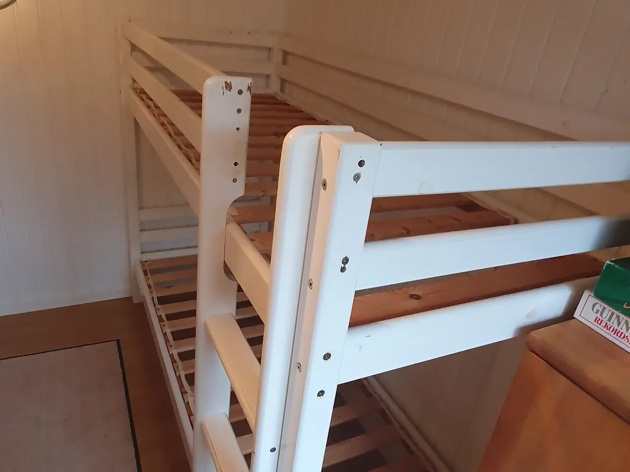 Billede 3 - Køjeseng  + 2 madrasser 