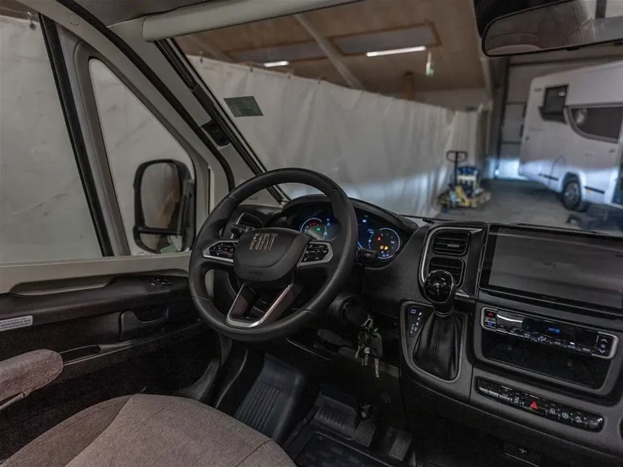 Billede 28 - 2026 - Benimar Mileo 263 Skandinavisk design og komfort året rundt