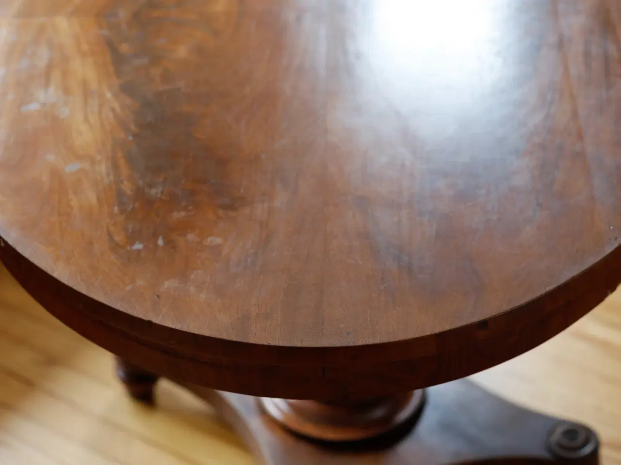 Billede 2 - Ovalt bord