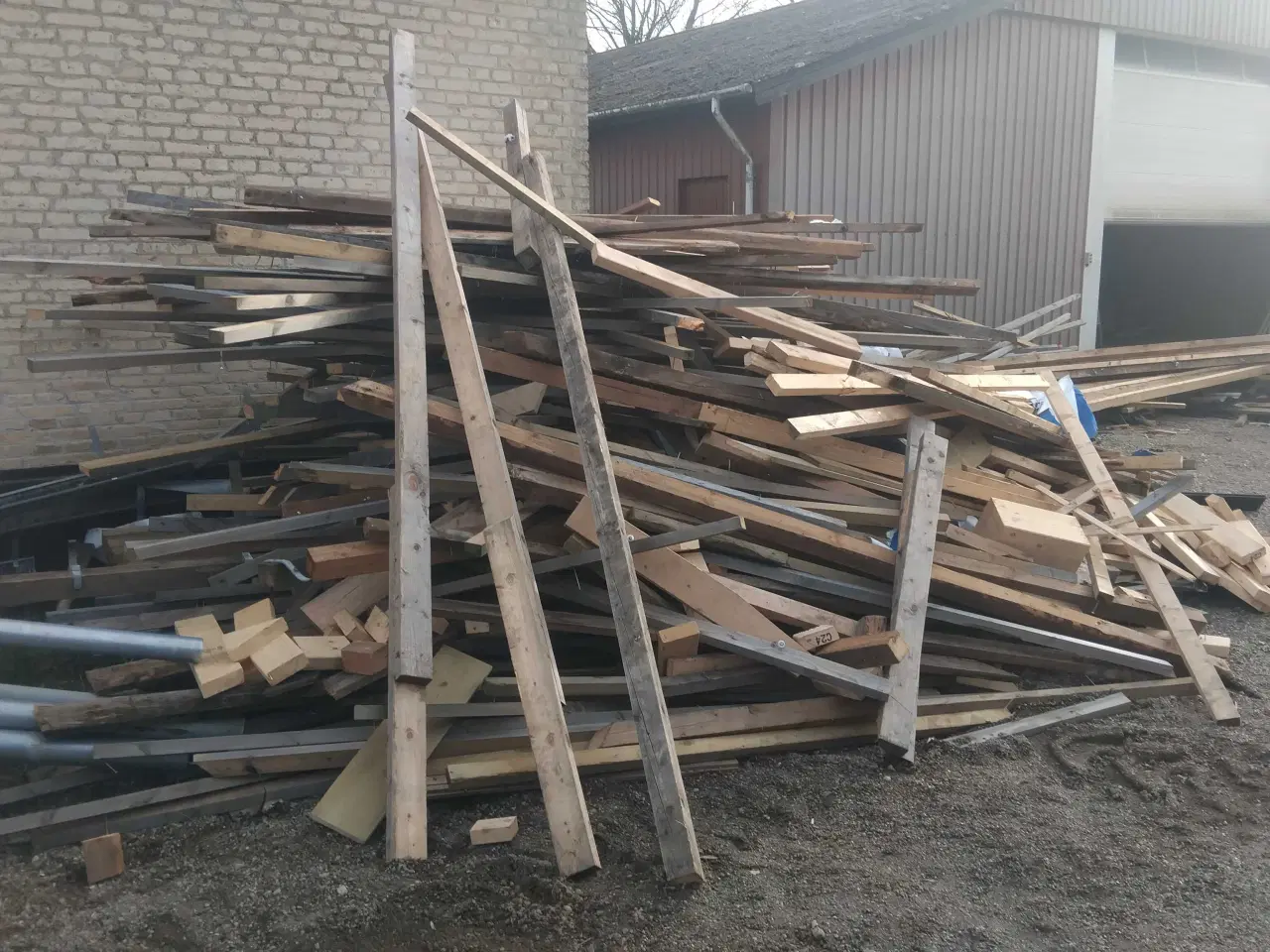 Billede 1 - Brænde gratis