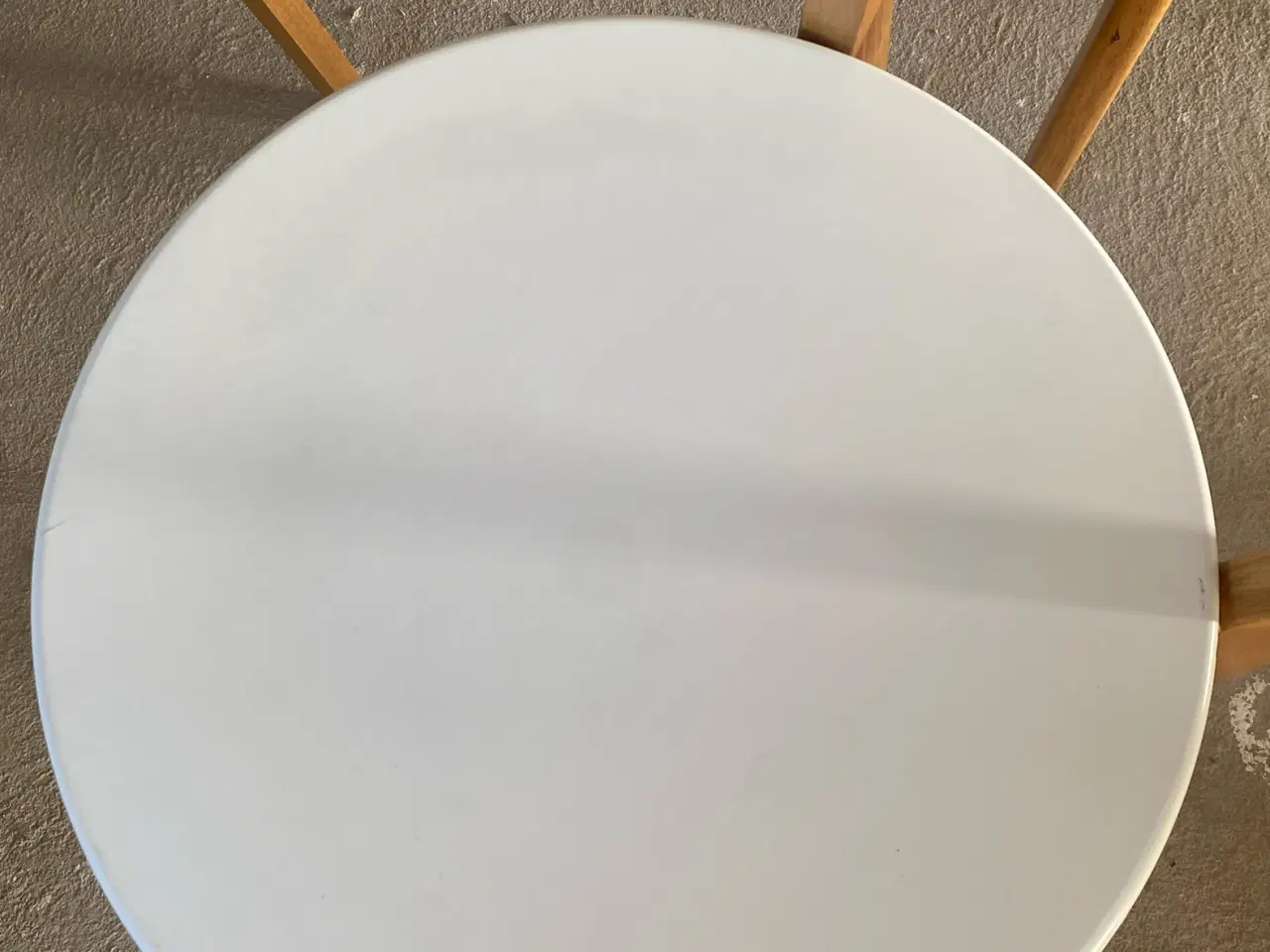 Billede 5 - Stole med hvert sit grå skind