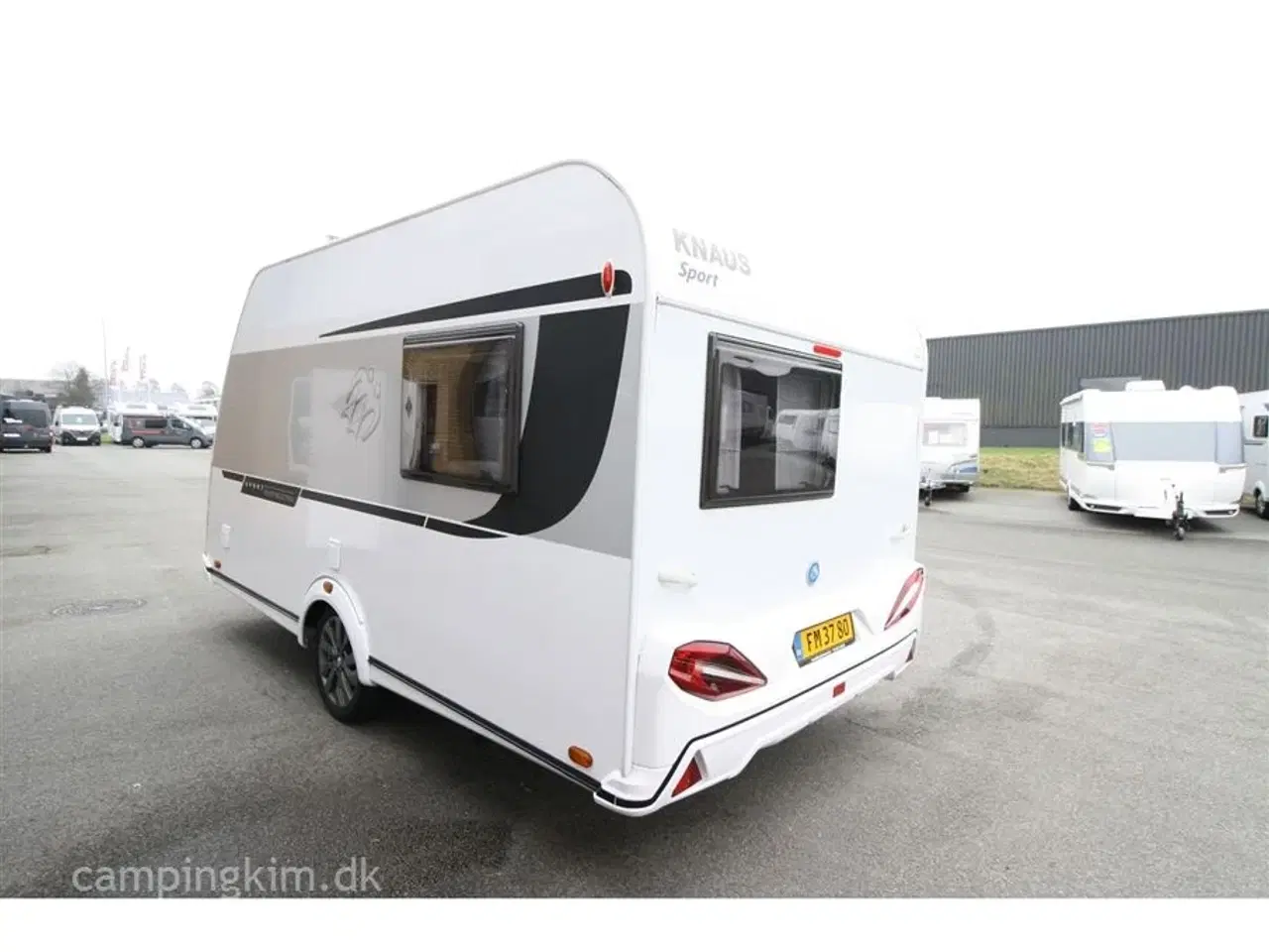 Billede 8 - 2021 - Knaus Sport 400 QD Silver Selection   LILLE LET VOGN MED FORTELT, MOVER OG GULVVARME.