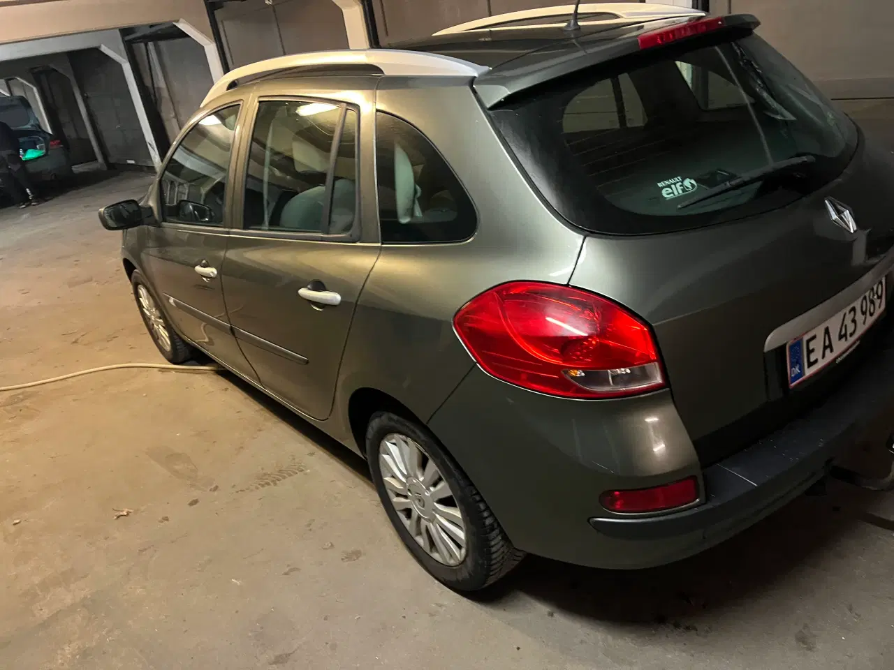 Billede 4 - Familiebil pæn og kører godt