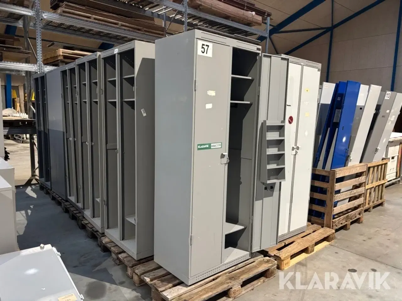 Billede 10 - Industri skab Combi-Industri a/s 57 styk små + 40 styk store