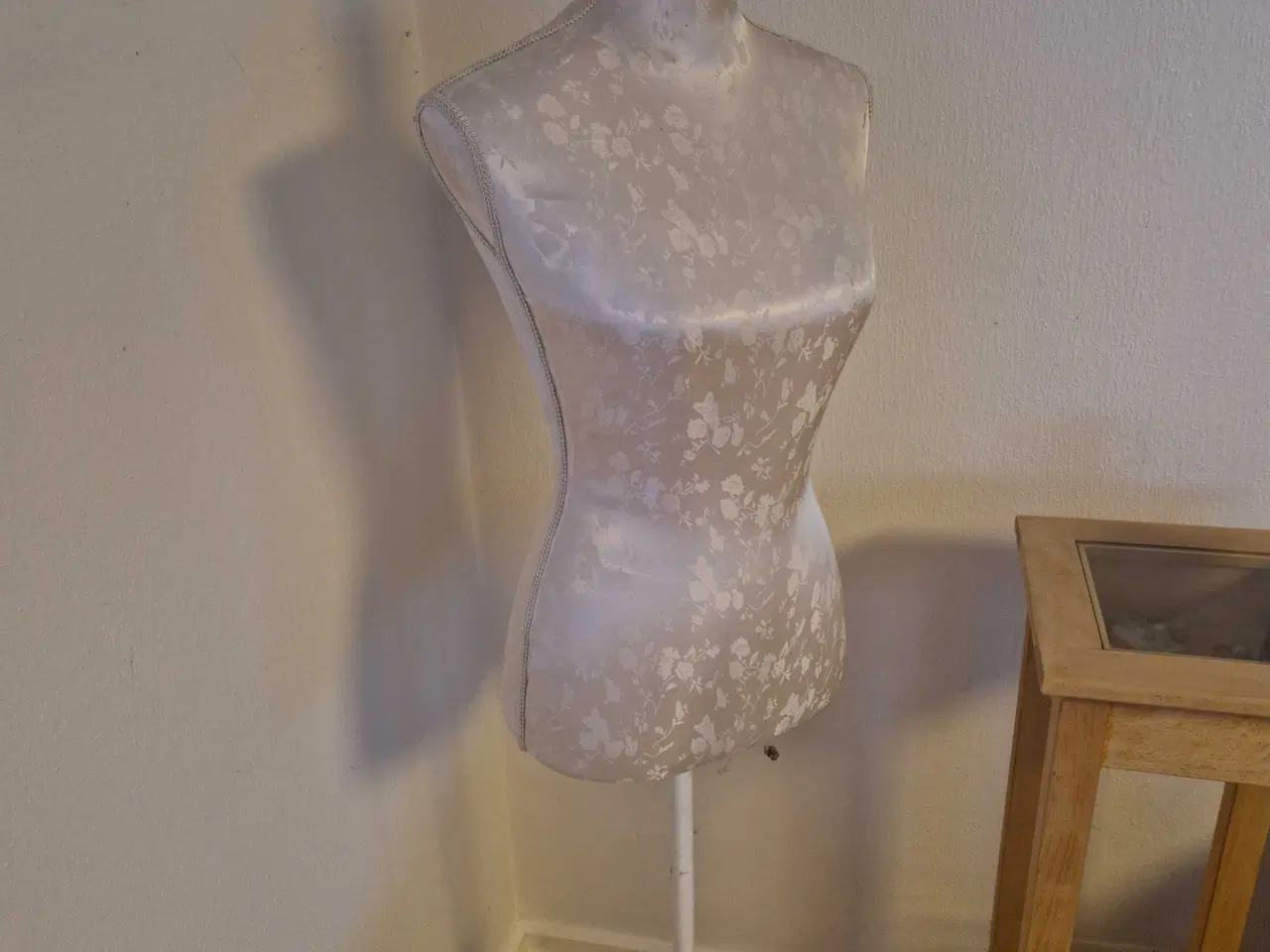 Billede 7 - Tøj Giner