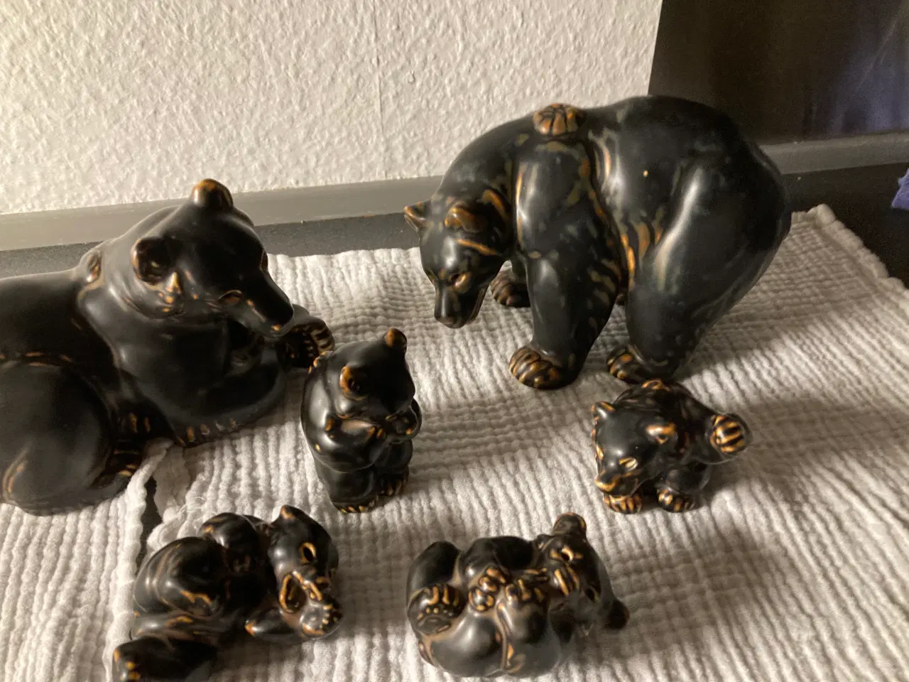 Billede 1 - Bjørne familie af Knud Kuhn