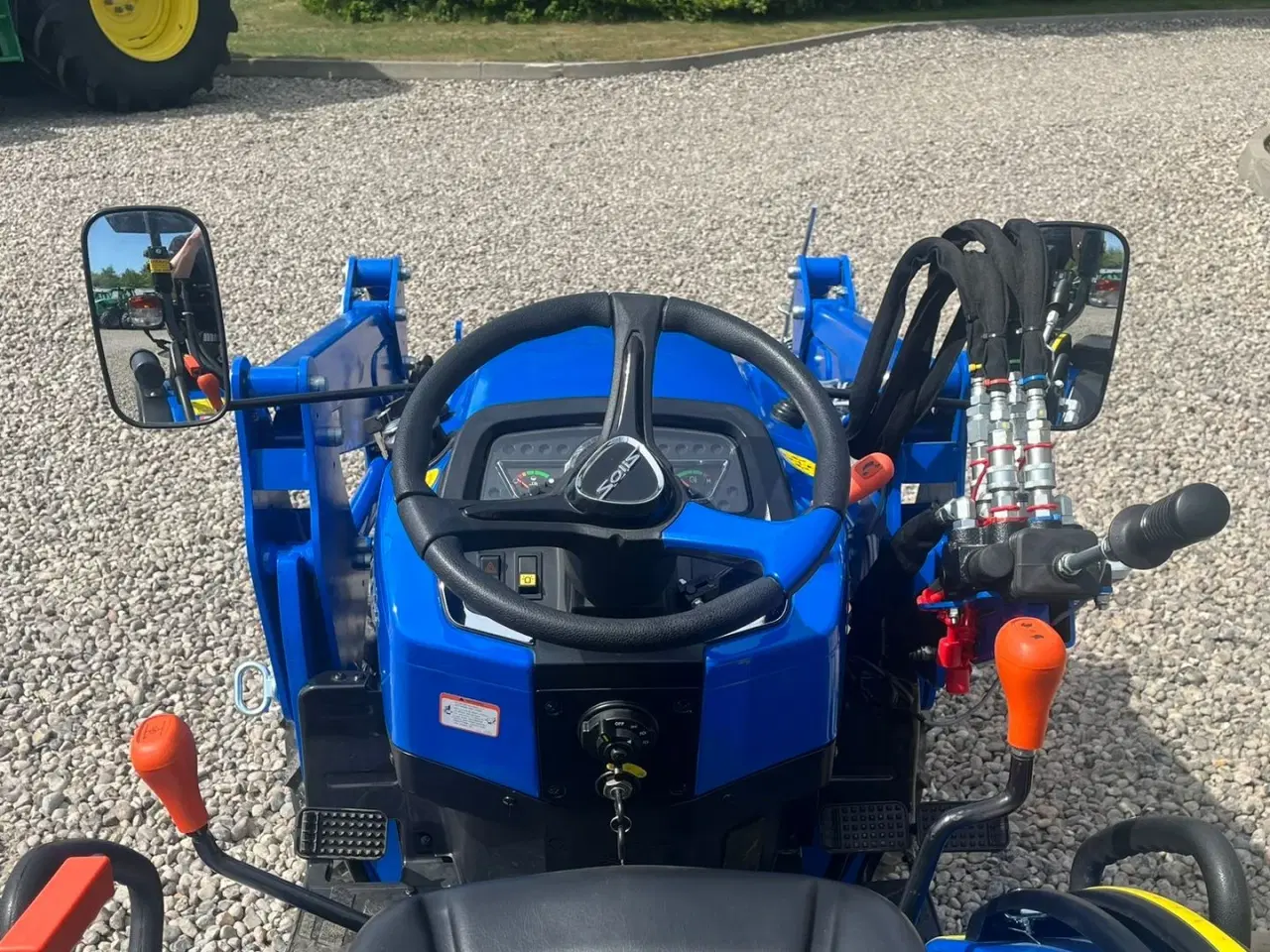 Billede 6 - Solis S26 6+2 gearmaskine med Fuldhydraulisk frontlæsser