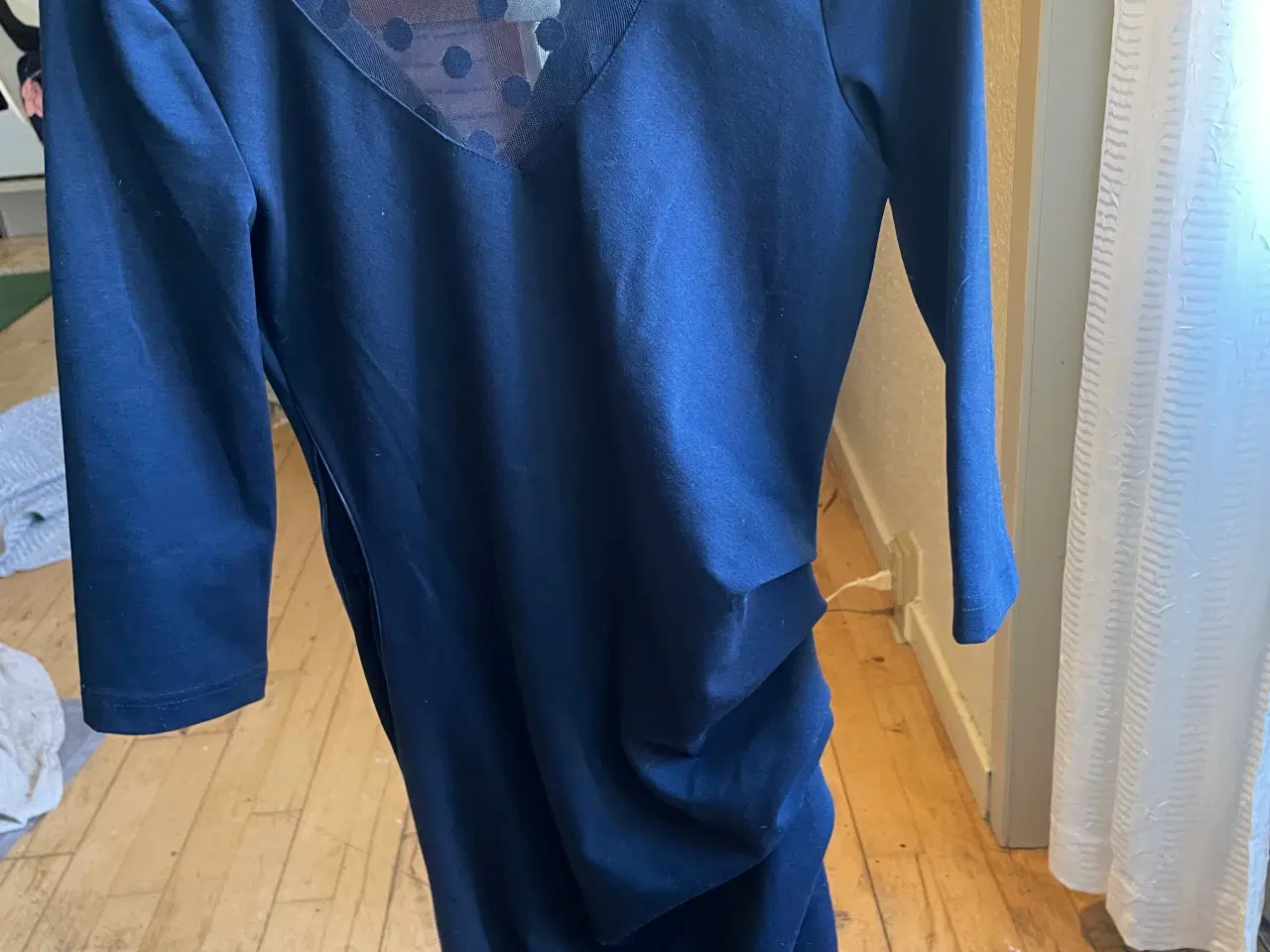 Billede 7 - Sælger ud af lækkert tøj. Mange mærkevare imellem 