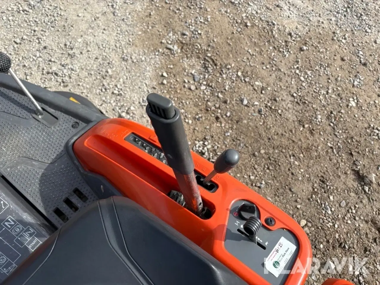 Billede 9 - Græsslåmaskine Husqvarna R213C