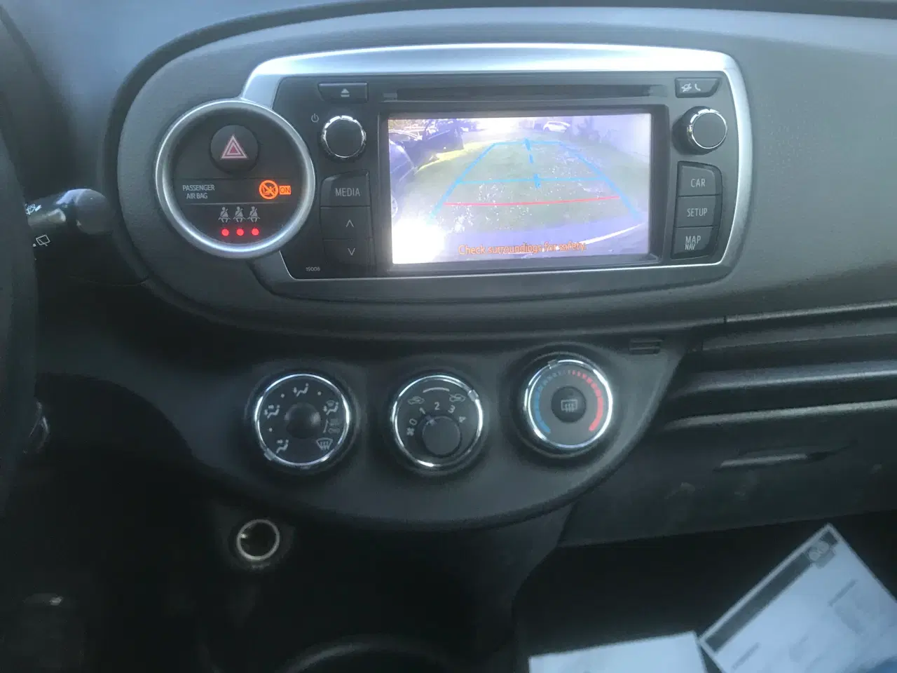 Billede 12 - Ny syn Toyota Yaris 1.4-4d 2013 Grøn ejerafgift