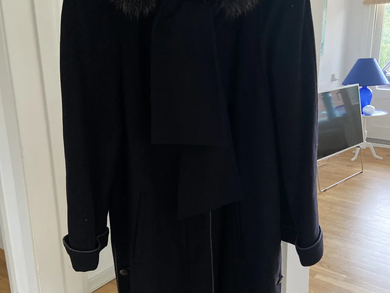 Billede 1 - Ny Steinbock uldfrakke med aftagelig pelskrave.