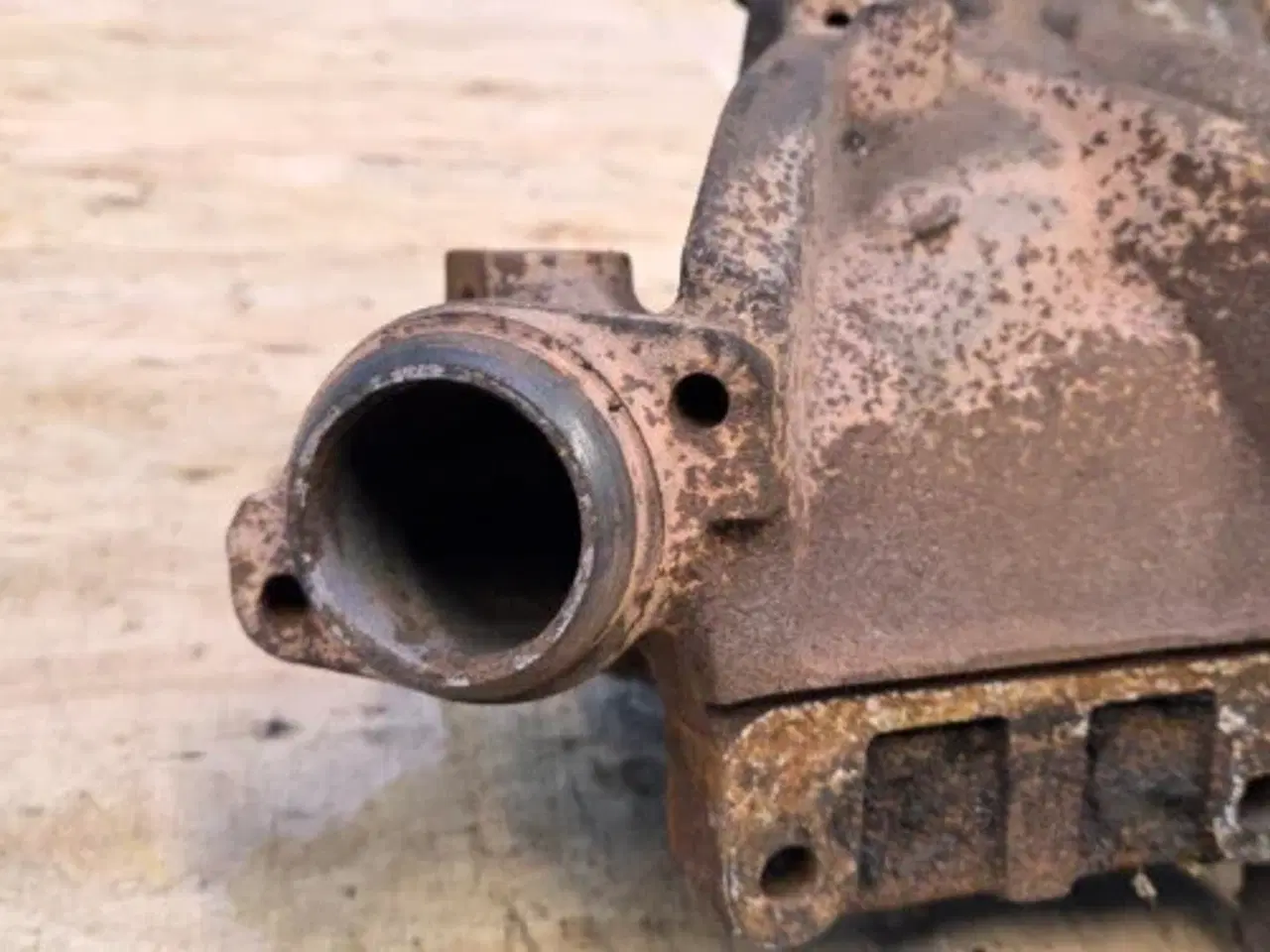 Billede 11 - Mercedes OM502LA Udstødningsmanifold R5421421009