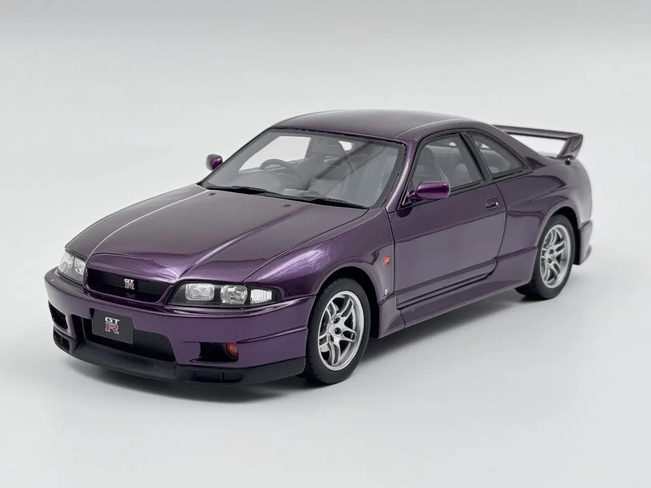 Billede 1 - 1995 Nissan Skyline GT-R R33 V-Spec 1:18