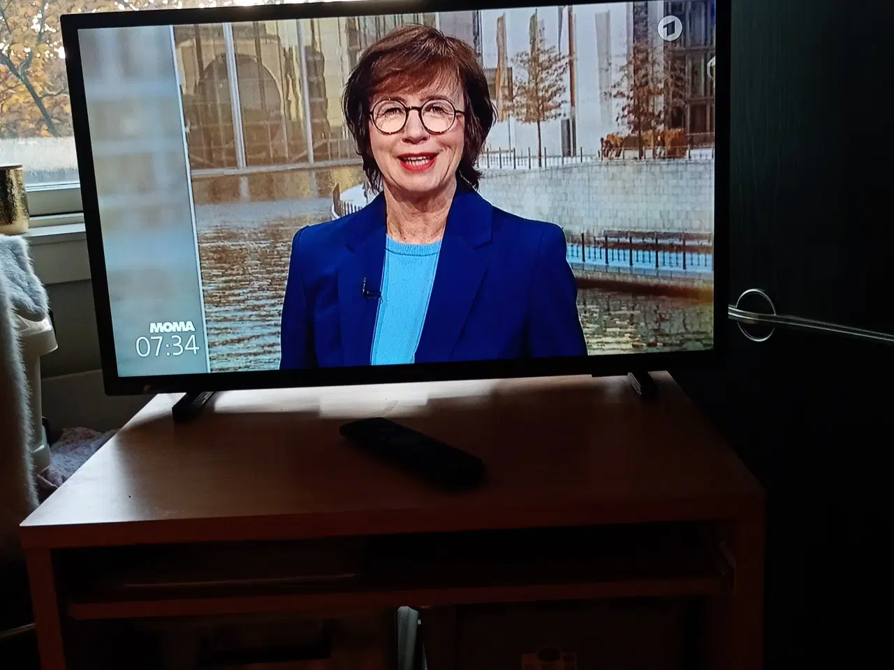 Billede 3 - TV I SUPER STAND