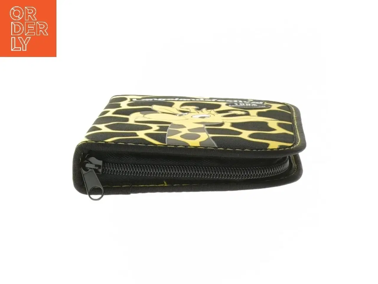 Billede 4 - Pung med girafmotiv fra Langelandsfestival (str. 19x13x2,5 cm)