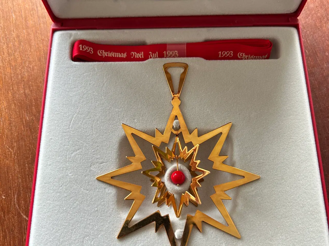 Billede 2 - George Jensen uro 1993 julestjerne 1 udgave rød æs