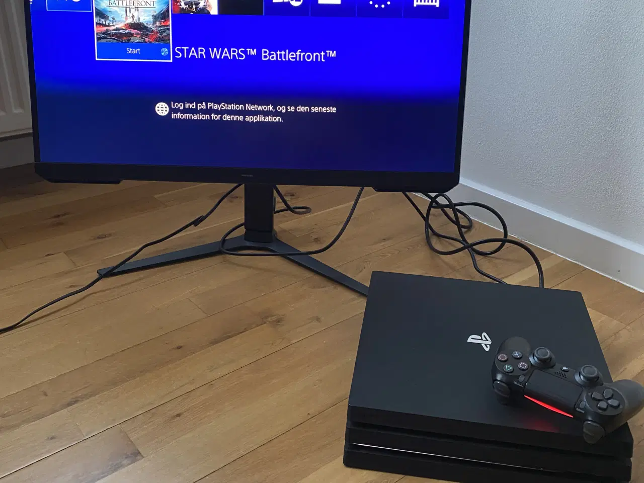 Billede 5 - PS4 Pro bundle – 2 controllere & 3 spil