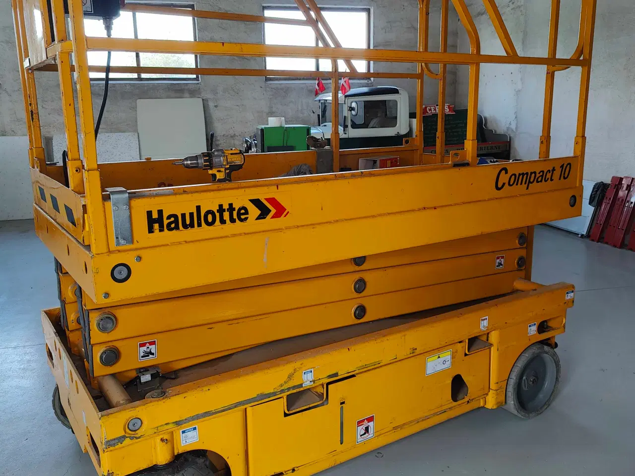 Billede 1 - Facelift Haulotte Compact 10