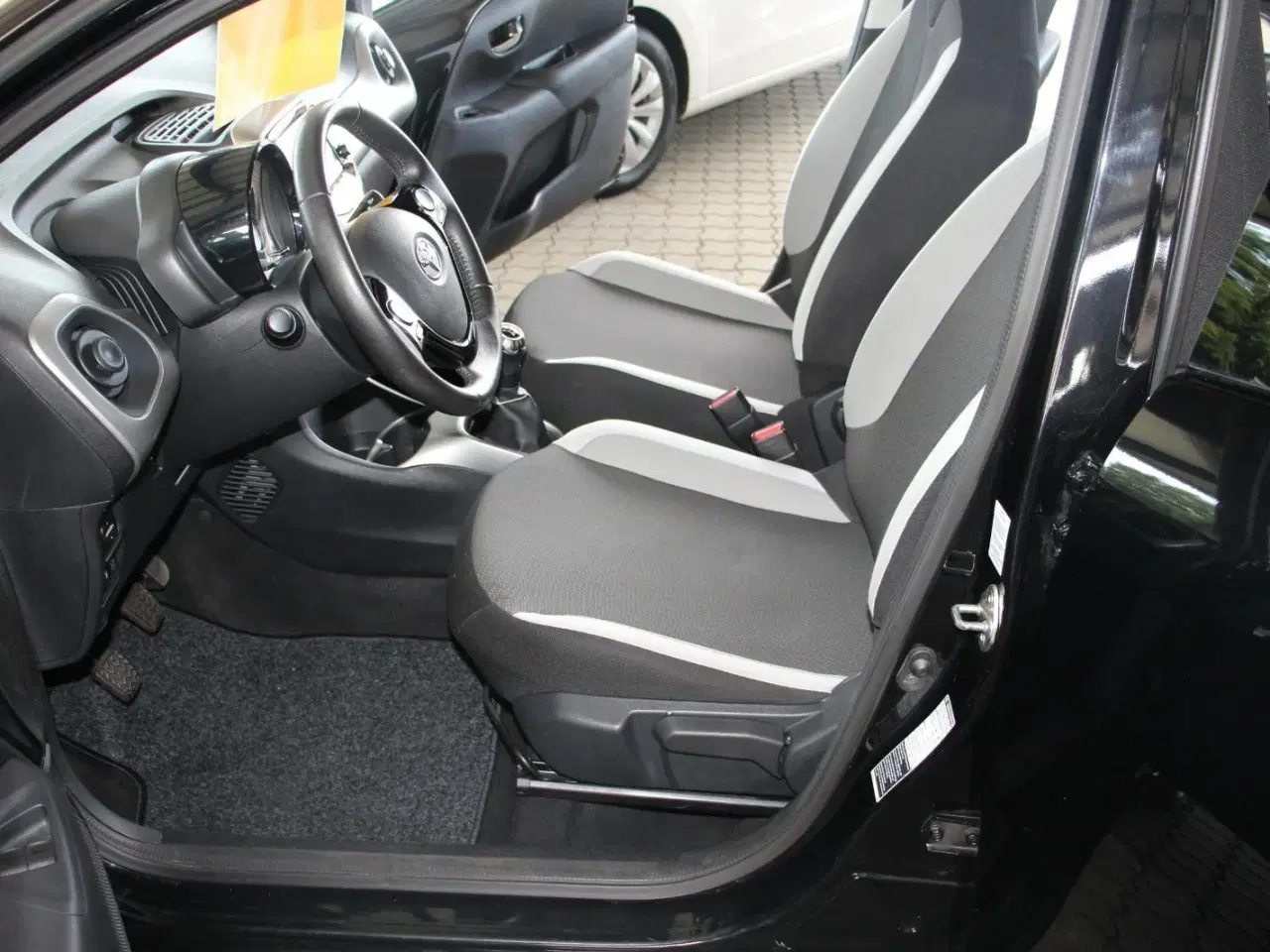 Billede 11 - Toyota Aygo 1,0 VVT-i x-black