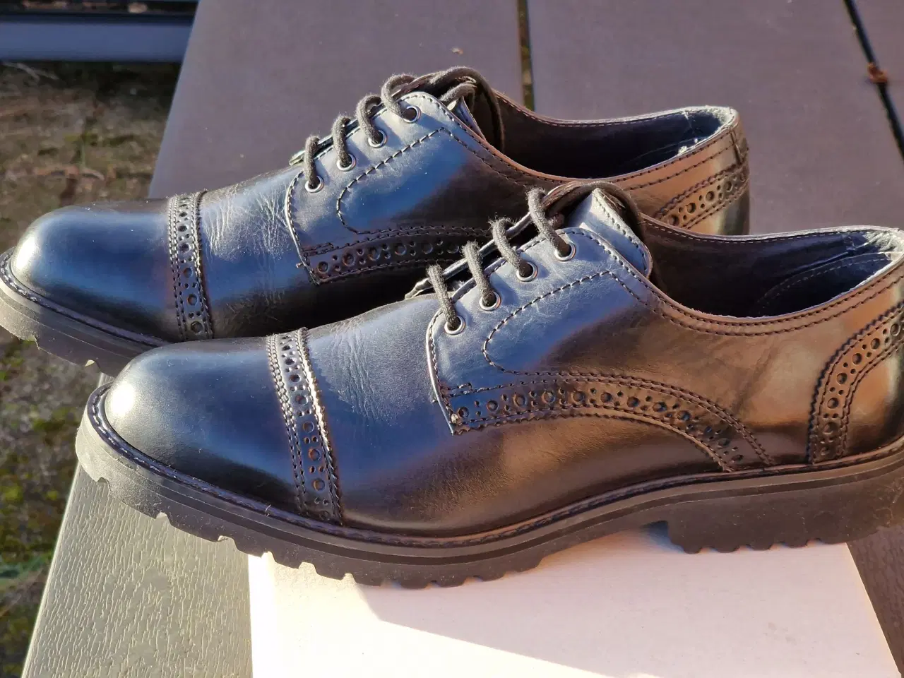 Billede 6 - Sorte sko til fest eller hverdag.