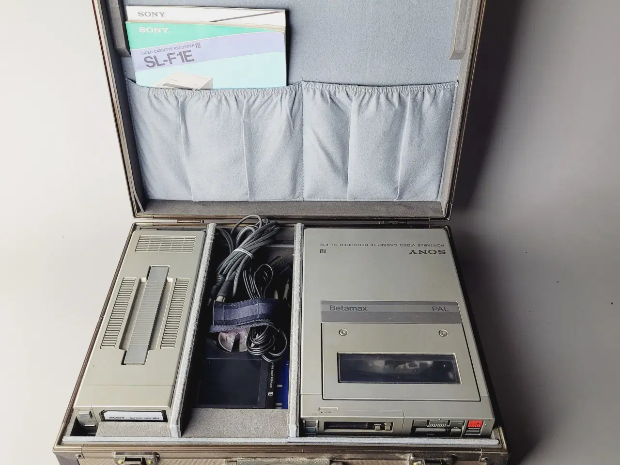 Billede 2 - ⭐️· 📸 Sony Betamax SL-F1E Bærbar Videooptager 